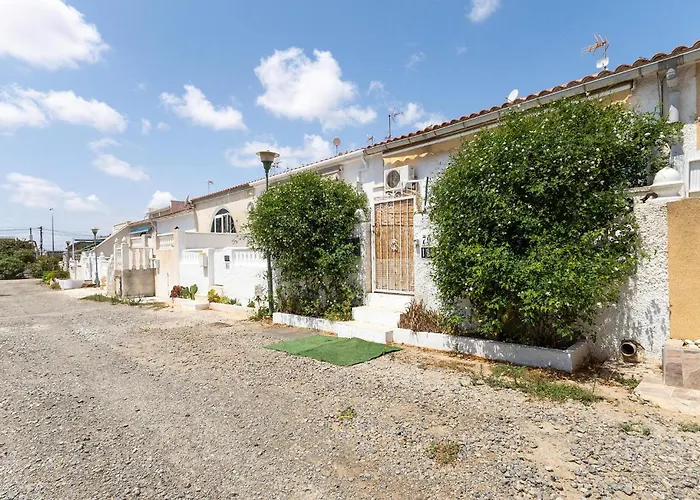Cozy In With Wifi Holiday home Torrevieja